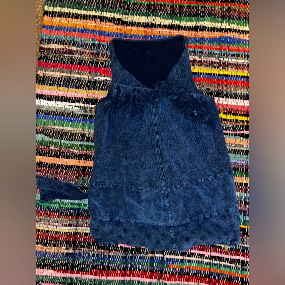 Women's Blue Sleeveless Top